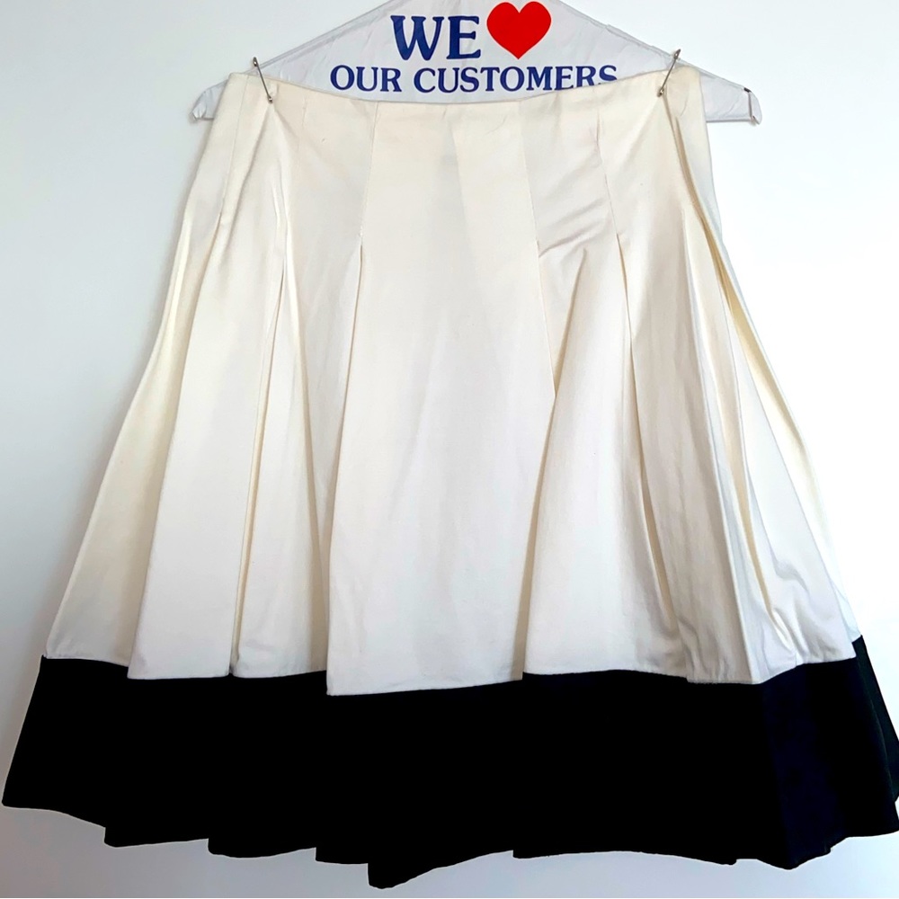 Necessary Objects 🌷pleated skirt off white black hem high waist zipper cotton M